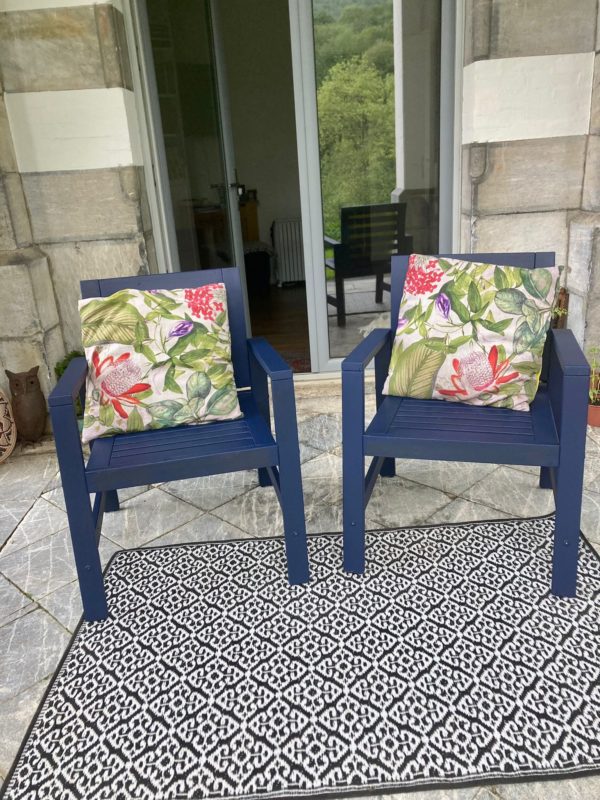 Hornblower - outdoor chairs